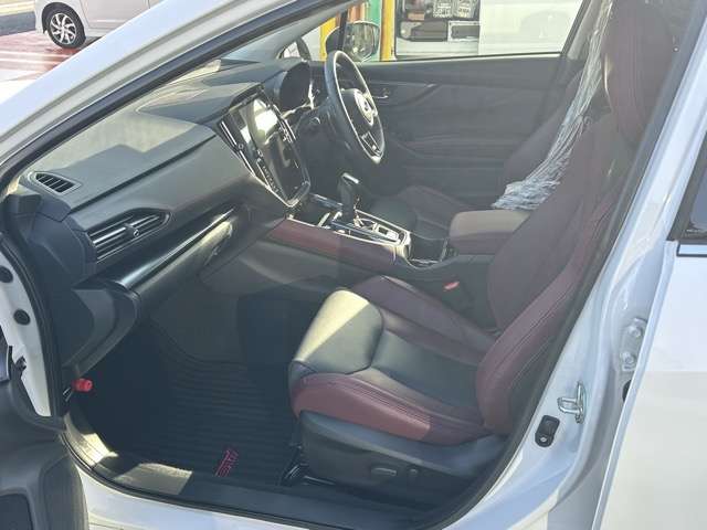 スバル レヴォーグ ２．４ ＳＴＩ スポーツＲ ＥＸ ４ＷＤ R4年 (東海) 99