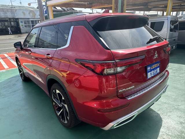 三菱 アウトランダーＰＨＥＶ ＰＨＥＶ ２．４ Ｐ ４ＷＤ R4年 (東海) 99