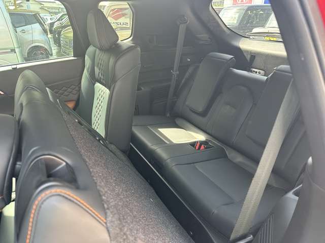 三菱 アウトランダーＰＨＥＶ ＰＨＥＶ ２．４ Ｐ ４ＷＤ R4年 (東海) 99