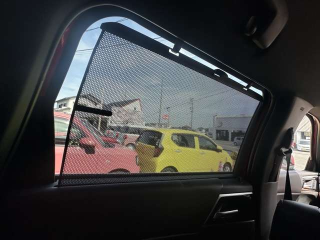 三菱 アウトランダーＰＨＥＶ ＰＨＥＶ ２．４ Ｐ ４ＷＤ R4年 (東海) 99