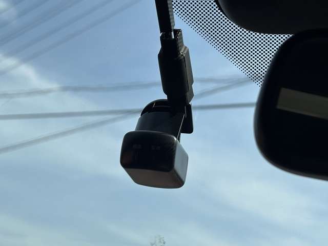 三菱 アウトランダーＰＨＥＶ ＰＨＥＶ ２．４ Ｐ ４ＷＤ R4年 (東海) 99