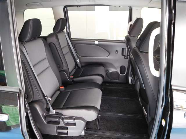 日産 セレナ １．２ Ｅ－ＰＯＷＥＲ ハイウェイスター Ｖ R2年 (九州・沖縄) 99