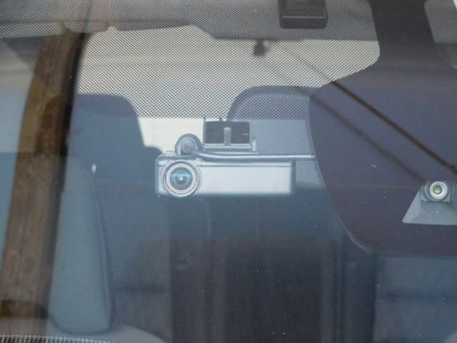 日産 セレナ １．２ Ｅ－ＰＯＷＥＲ ハイウェイスター Ｖ R2年 (九州・沖縄) 99