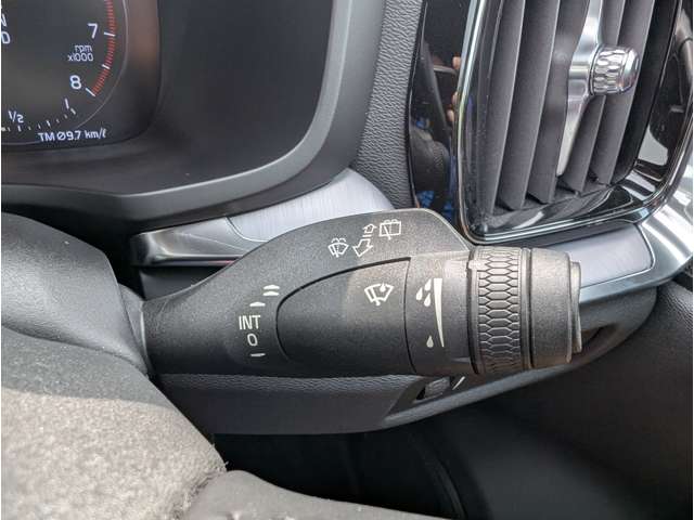 ボルボ Ｖ６０ Ｔ５　モメンタム R2年 (東北) 99