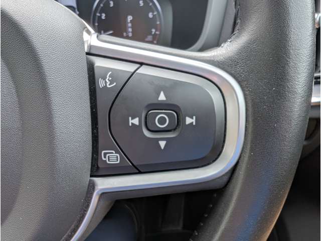 ボルボ Ｖ６０ Ｔ５　モメンタム R2年 (東北) 99