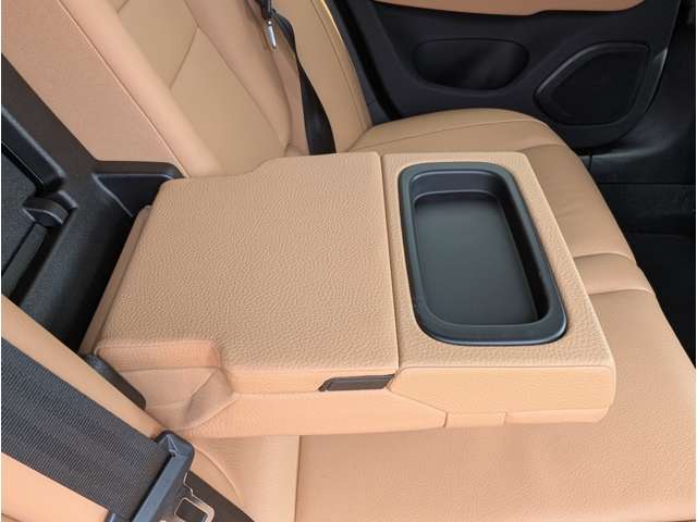 ボルボ Ｖ６０ Ｔ５　モメンタム R2年 (東北) 99