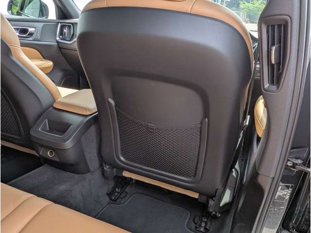 ボルボ Ｖ６０ Ｔ５　モメンタム R2年 (東北) 99