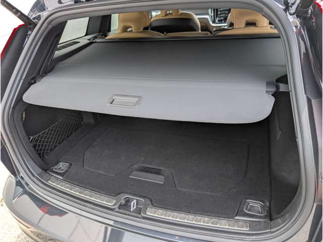 ボルボ Ｖ６０ Ｔ５　モメンタム R2年 (東北) 99