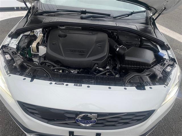 ボルボ Ｖ６０クロスカントリー Ｄ４ ＳＥ ディーゼルターボ H28年 (東北) 99