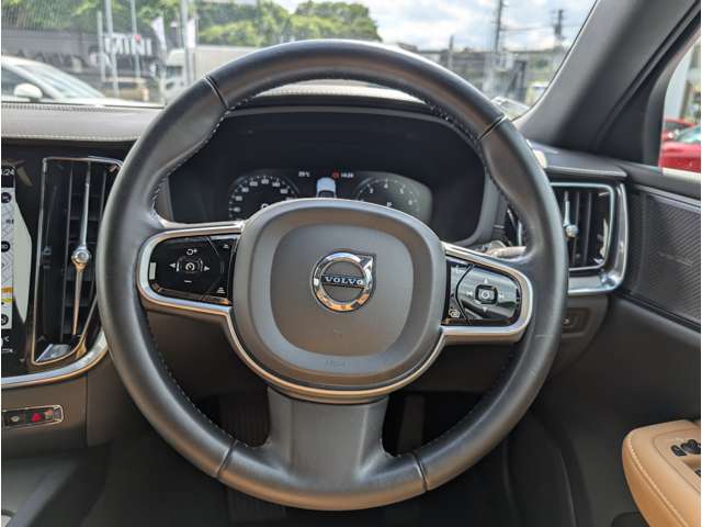 ボルボ Ｖ６０ Ｔ５　インスクリプション R1年 (東北) 99