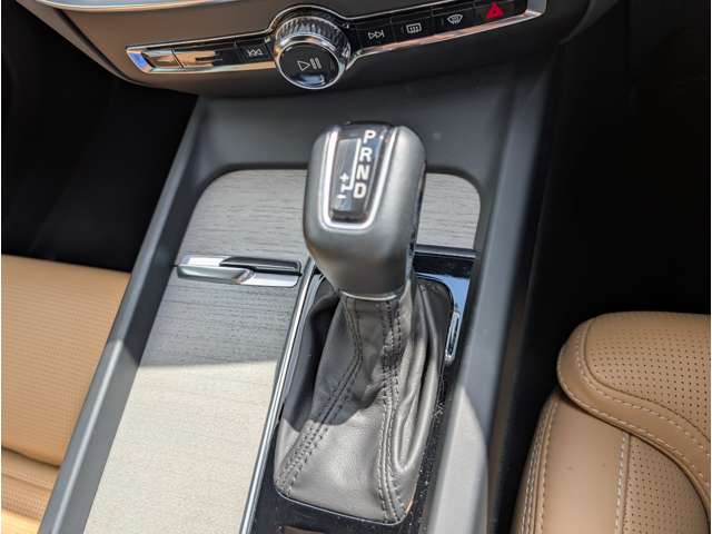 ボルボ Ｖ６０ Ｔ５　インスクリプション R1年 (東北) 99