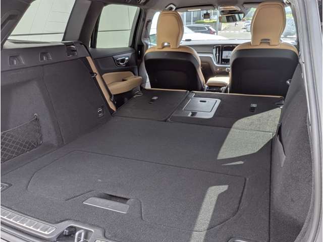 ボルボ Ｖ６０ Ｔ５　インスクリプション R1年 (東北) 99