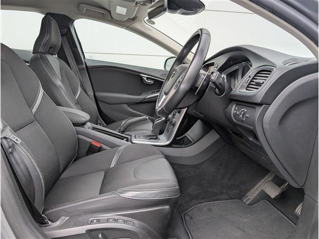 ボルボ Ｖ４０ Ｄ４ ダイナミック エディション ディーゼルターボ H30年 (東北) 99