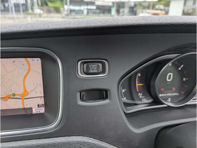 ボルボ Ｖ４０ Ｄ４ ダイナミック エディション ディーゼルターボ H30年 (東北) 99