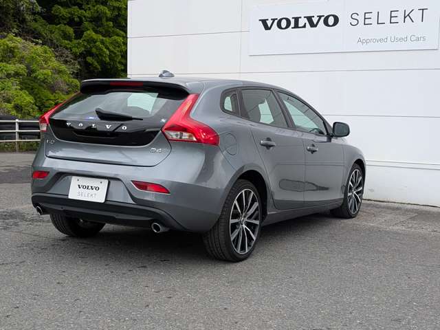 ボルボ Ｖ４０ Ｄ４ ダイナミック エディション ディーゼルターボ H30年 (東北) 99