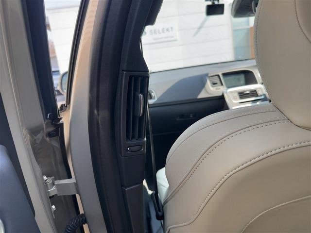 ボルボ Ｓ６０ Ｄ４ ダイナミック エディション ディーゼルターボ H28年 (東北) 99