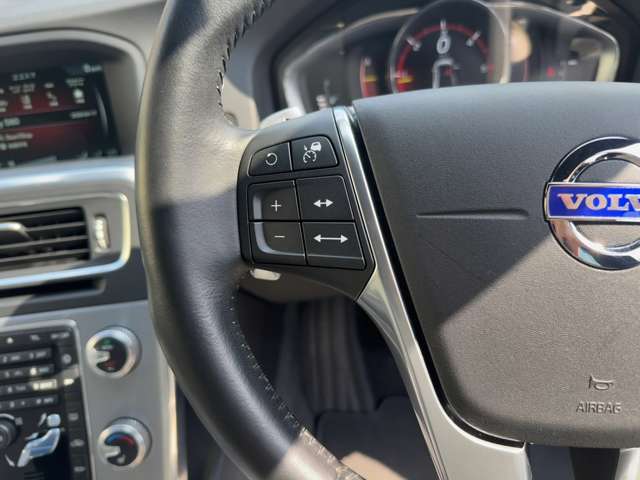 ボルボ Ｓ６０ Ｄ４ ダイナミック エディション ディーゼルターボ H28年 (東北) 99