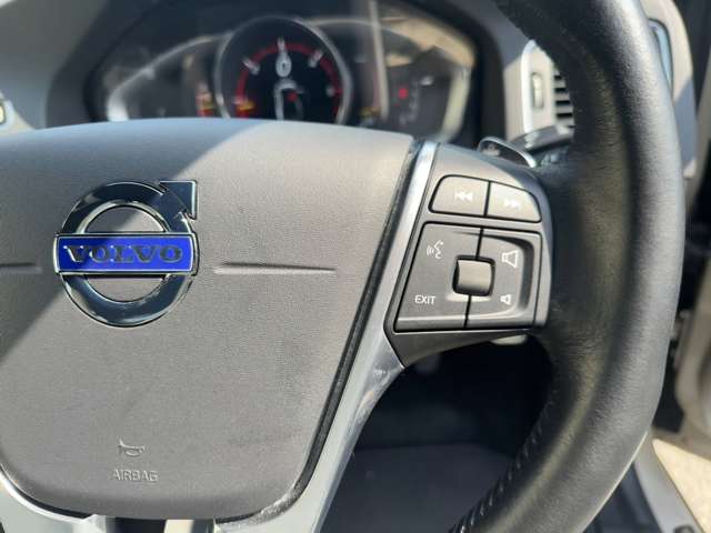 ボルボ Ｓ６０ Ｄ４ ダイナミック エディション ディーゼルターボ H28年 (東北) 99