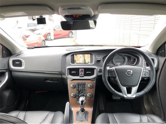 ボルボ Ｖ４０ Ｔ３　インスクリプション H29年 (東北) 99