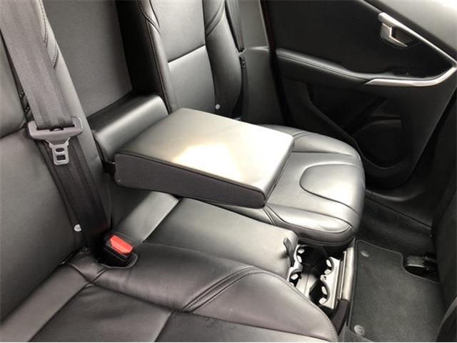 ボルボ Ｖ４０ Ｔ３　インスクリプション H29年 (東北) 99