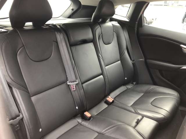 ボルボ Ｖ４０ Ｔ３　インスクリプション H29年 (東北) 99