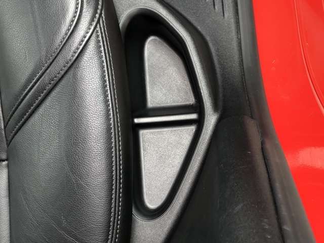 ボルボ Ｖ４０ Ｔ３　インスクリプション H29年 (東北) 99