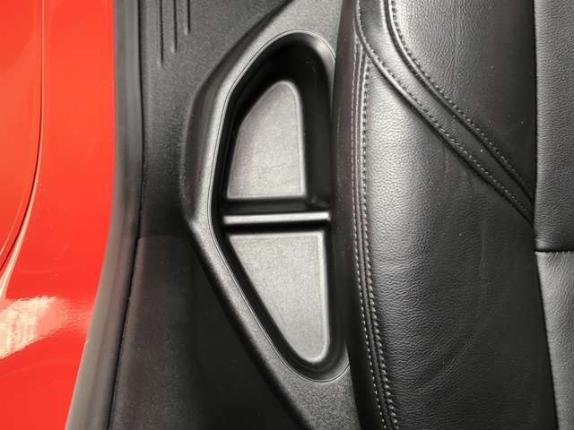 ボルボ Ｖ４０ Ｔ３　インスクリプション H29年 (東北) 99