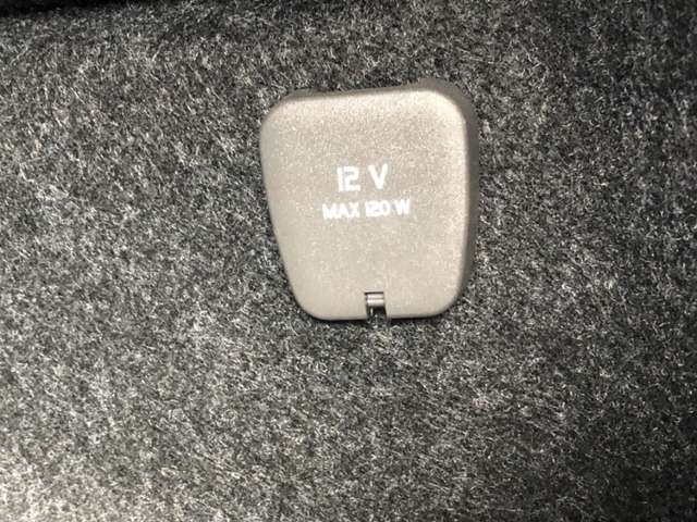 ボルボ Ｖ４０ Ｔ３　インスクリプション H29年 (東北) 99