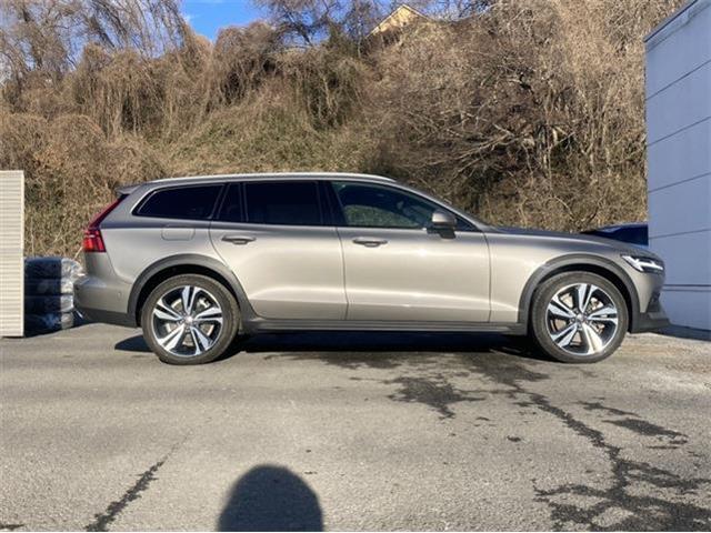 ボルボ Ｖ６０クロスカントリー Ｂ５ ＡＷＤ プロ ４ＷＤ R4年 (東北) 99