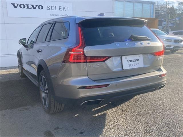 ボルボ Ｖ６０クロスカントリー Ｂ５ ＡＷＤ プロ ４ＷＤ R4年 (東北) 99