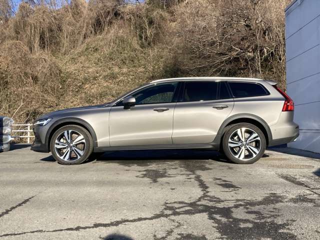 ボルボ Ｖ６０クロスカントリー Ｂ５ ＡＷＤ プロ ４ＷＤ R4年 (東北) 99