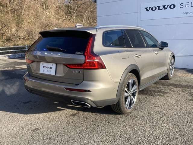 ボルボ Ｖ６０クロスカントリー Ｂ５ ＡＷＤ プロ ４ＷＤ R4年 (東北) 99