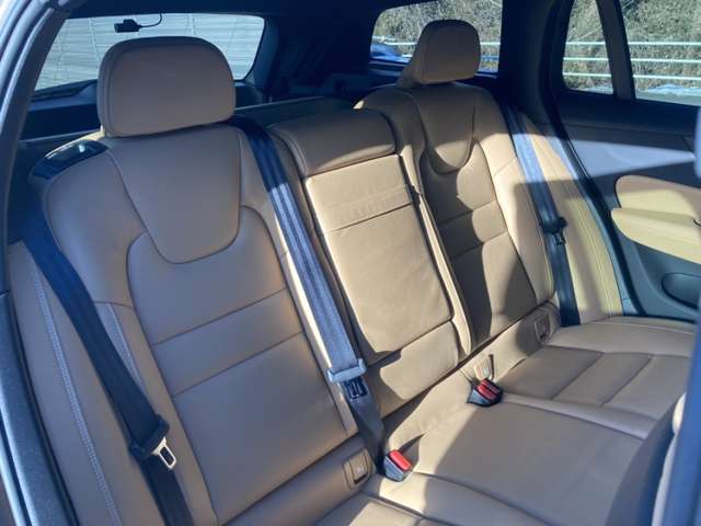 ボルボ Ｖ６０クロスカントリー Ｂ５ ＡＷＤ プロ ４ＷＤ R4年 (東北) 99