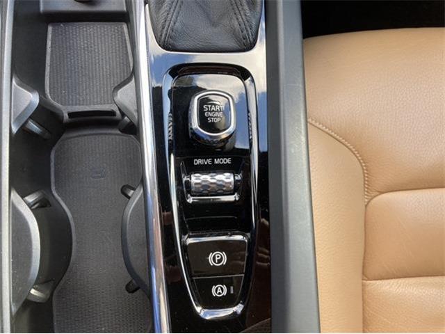 ボルボ ＸＣ６０ Ｄ４ ＡＷＤ モメンタム ディーゼルターボ ４ＷＤ H30年 (東北) 99