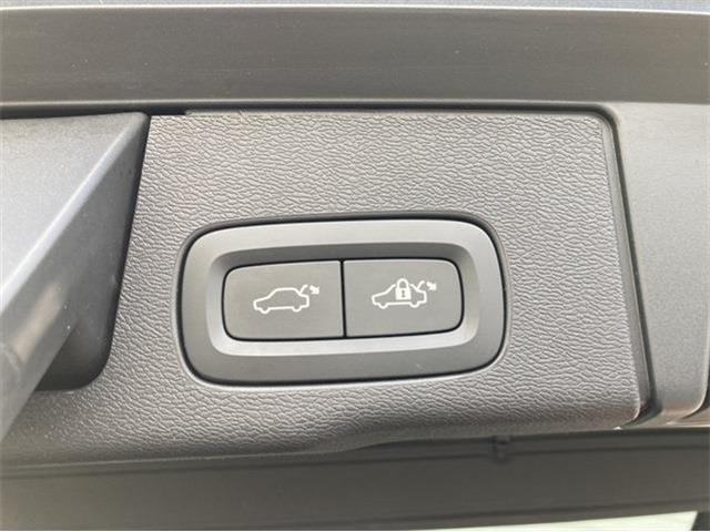 ボルボ ＸＣ６０ Ｄ４ ＡＷＤ モメンタム ディーゼルターボ ４ＷＤ H30年 (東北) 99