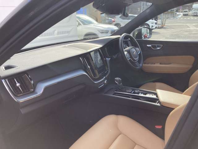 ボルボ ＸＣ６０ Ｄ４ ＡＷＤ モメンタム ディーゼルターボ ４ＷＤ H30年 (東北) 99