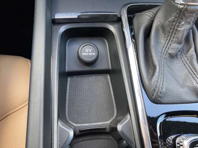 ボルボ ＸＣ６０ Ｄ４ ＡＷＤ モメンタム ディーゼルターボ ４ＷＤ H30年 (東北) 99