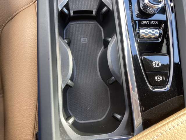 ボルボ ＸＣ６０ Ｄ４ ＡＷＤ モメンタム ディーゼルターボ ４ＷＤ H30年 (東北) 99