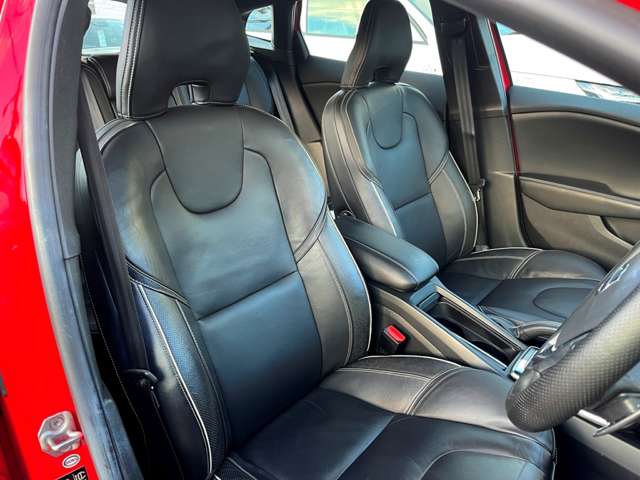 ボルボ Ｖ４０ Ｄ４ Ｒデザイン ディーゼルターボ H28年 (東北) 99