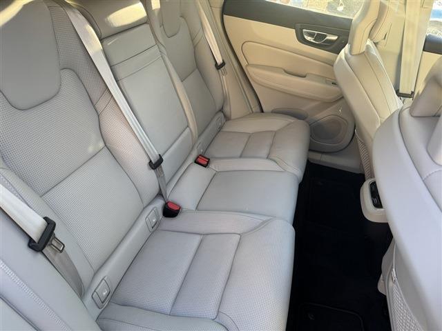 ボルボ ＸＣ６０ Ｄ４ ＡＷＤ インスクリプション ディーゼルターボ ４ＷＤ H30年 (東北) 99