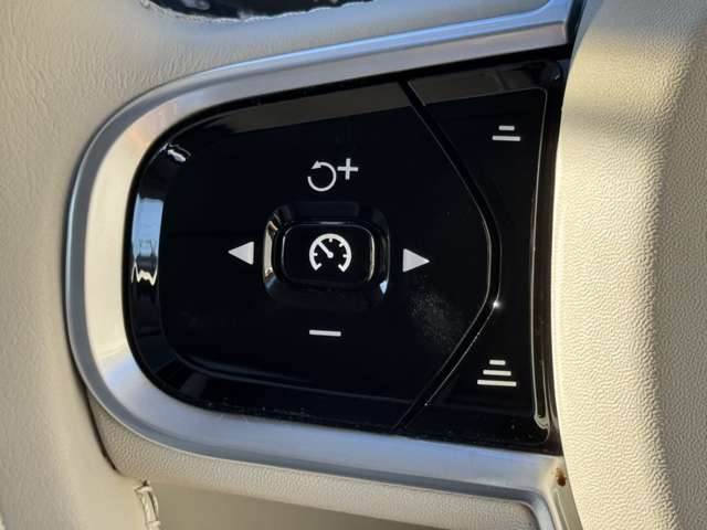 ボルボ ＸＣ６０ Ｄ４ ＡＷＤ インスクリプション ディーゼルターボ ４ＷＤ H30年 (東北) 99