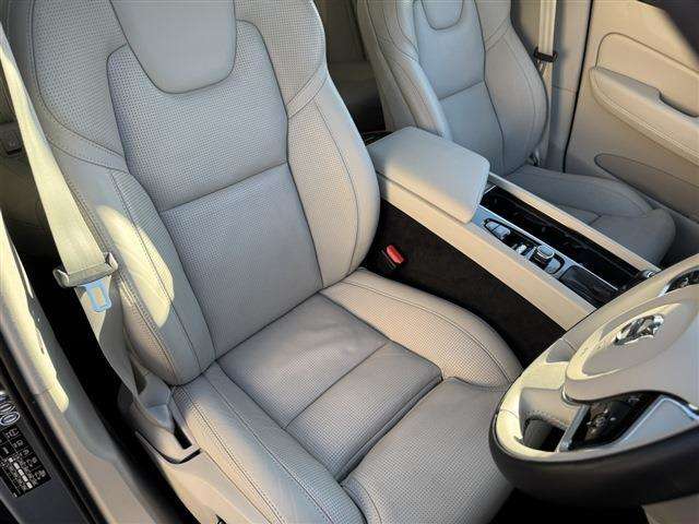 ボルボ ＸＣ６０ Ｄ４ ＡＷＤ インスクリプション ディーゼルターボ ４ＷＤ H30年 (東北) 99