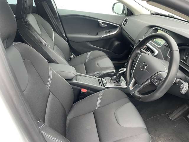 ボルボ Ｖ４０ Ｄ４ ディーゼルターボ H28年 (東北) 99