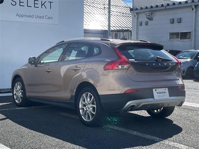 ボルボ Ｖ４０クロスカントリー Ｄ４ モメンタム ディーゼルターボ H28年 (東北) 99