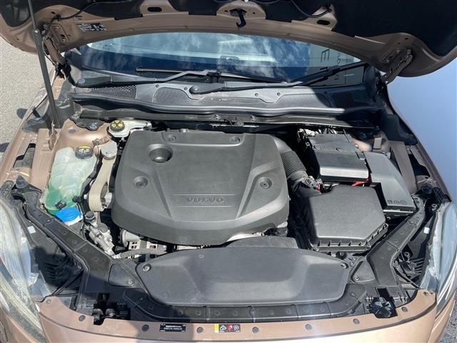 ボルボ Ｖ４０クロスカントリー Ｄ４ モメンタム ディーゼルターボ H28年 (東北) 99