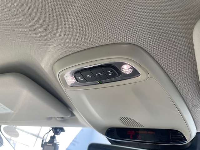 ボルボ Ｖ４０クロスカントリー Ｄ４ モメンタム ディーゼルターボ H28年 (東北) 99