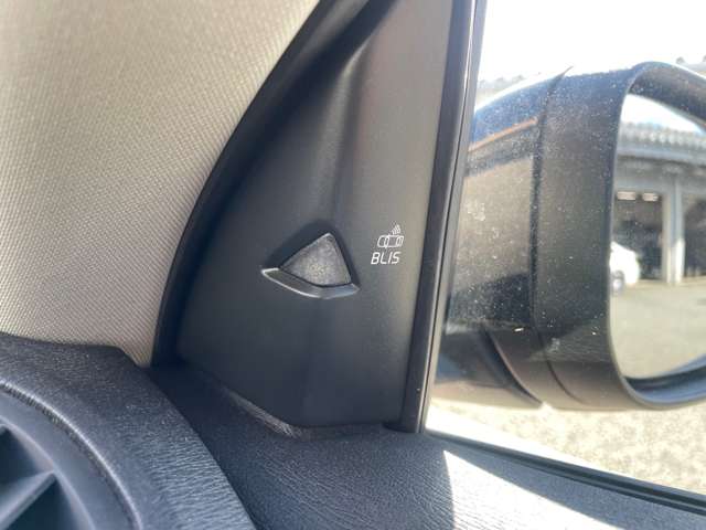 ボルボ Ｖ４０クロスカントリー Ｄ４ モメンタム ディーゼルターボ H28年 (東北) 99