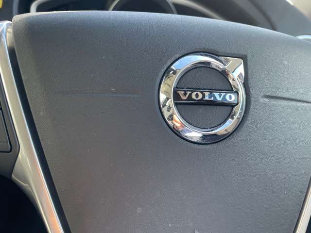 ボルボ Ｖ４０クロスカントリー Ｄ４ モメンタム ディーゼルターボ H28年 (東北) 99