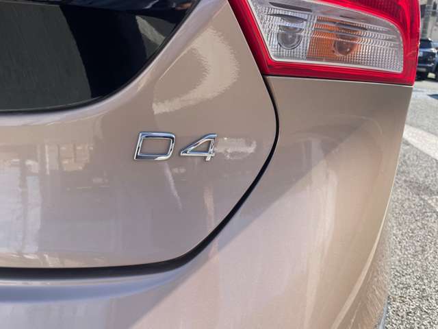 ボルボ Ｖ４０クロスカントリー Ｄ４ モメンタム ディーゼルターボ H28年 (東北) 99