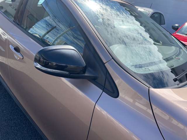 ボルボ Ｖ４０クロスカントリー Ｄ４ モメンタム ディーゼルターボ H28年 (東北) 99